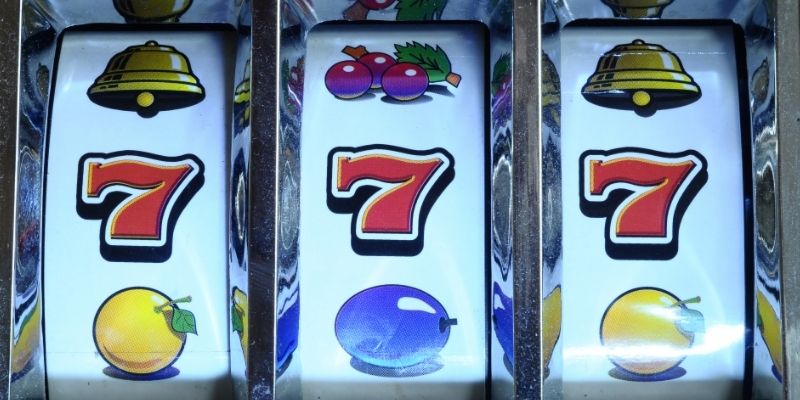 Why Understanding How Paylines Influence Slot Payouts Matters